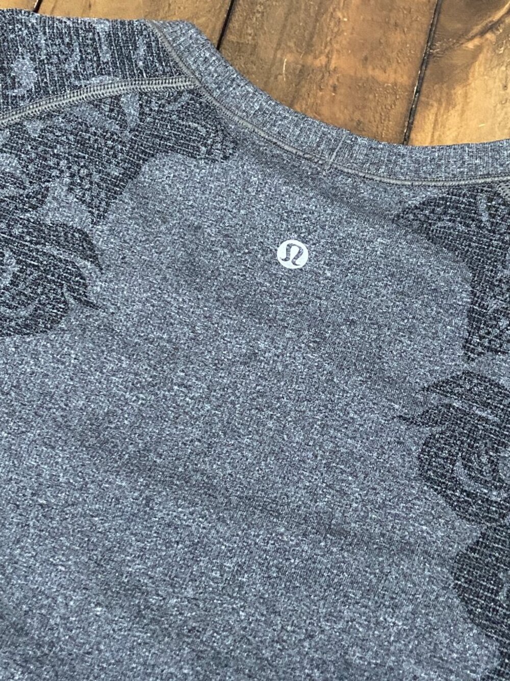 Lululemon Swiftly Tech Long Sleeve Crew Paisley Heathered Black Gray 10 - Picture 7 of 9